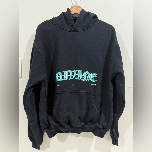 DIVINE Sweaters - DIVINE mine Black Hoodie Sweater